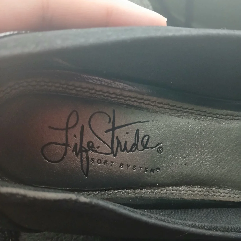 LifeStride Juliana Wedge Pumps 8.5M Black‎ Patent Accent Comfort Career Shoes